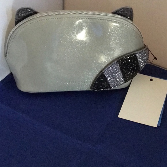 NWT Danielle Nicole x Disney Meeko Cosmetic Bag - Picture 2 of 10